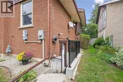 21 COLEBROOK Court | Kitchener Ontario | Slide Image Thirty-seven
