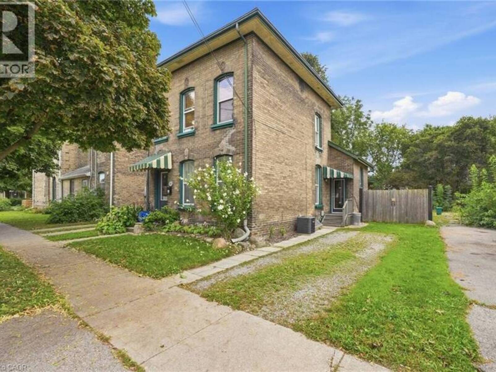 45 EAST Avenue, Brantford, Ontario N3S 3L2