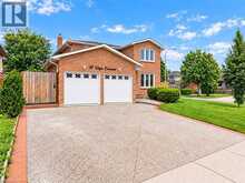 31 VEGA Crescent | Hamilton Ontario | Slide Image Two
