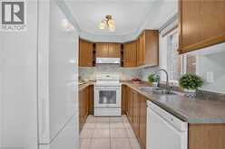 127 KNAPTON Drive | Newmarket Ontario | Slide Image Eighteen