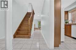 127 KNAPTON Drive | Newmarket Ontario | Slide Image Six