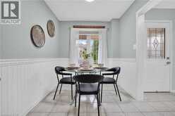 127 KNAPTON Drive | Newmarket Ontario | Slide Image Sixteen