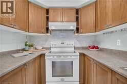 127 KNAPTON Drive | Newmarket Ontario | Slide Image Nineteen