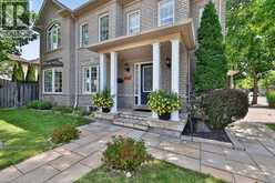 2261 SETON Crescent | Burlington Ontario | Slide Image Eight