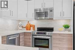 2495 WOODEN HILL Circle | Oakville Ontario | Slide Image Nine