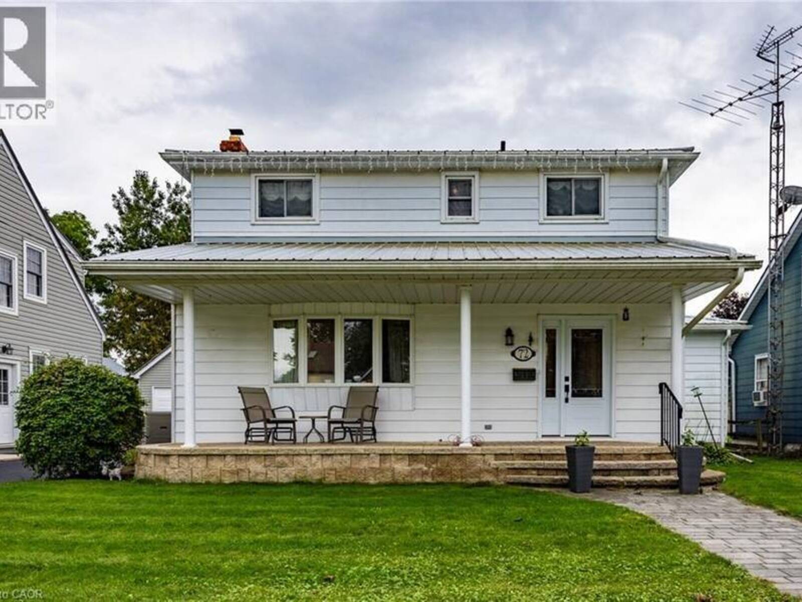 72 PINE Street, Delhi, Ontario N4B 1N9