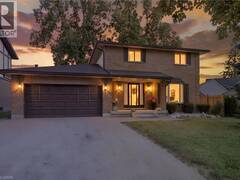 8 BECKETT Drive Brantford Ontario, N3T 6E5