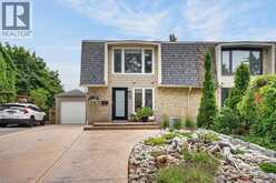23 BRIAR KNOLL Drive | Kitchener Ontario | Slide Image Three