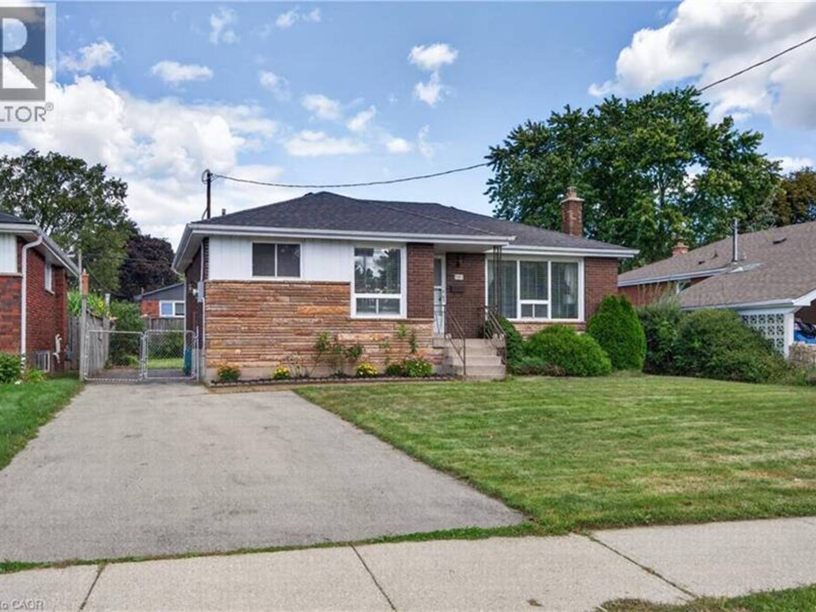1101 MOHAWK Road E, Hamilton, Ontario L8T 2S4