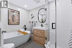 2243 TURNBERRY Road Unit# 2 | Burlington Ontario | Slide Image Thirty
