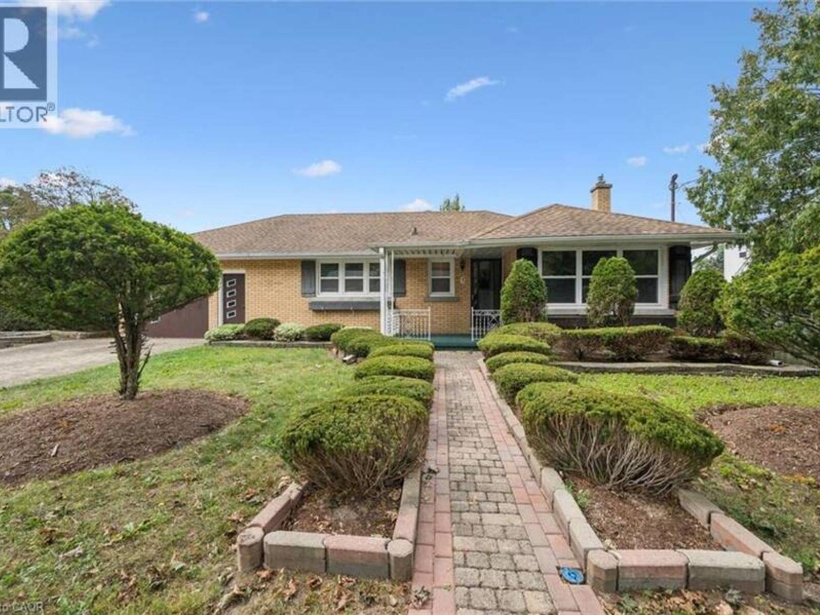 7 ADMIRAL Road, Kitchener, Ontario N2M 1R2