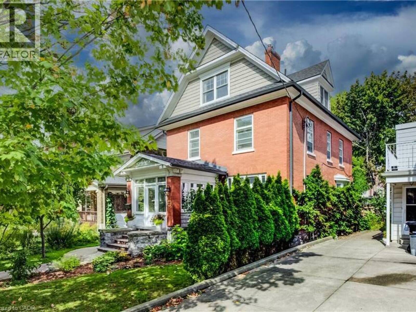 22 MAYNARD Avenue, Kitchener, Ontario N2H 4Z7