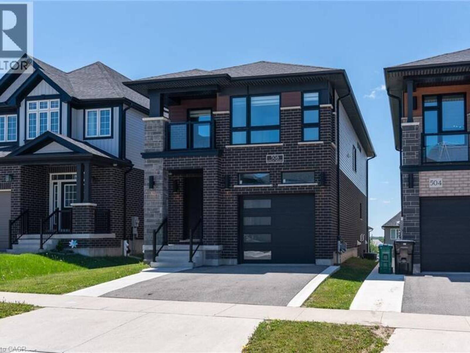 508 NATHALIE Crescent, Kitchener, Ontario N2E 0H8