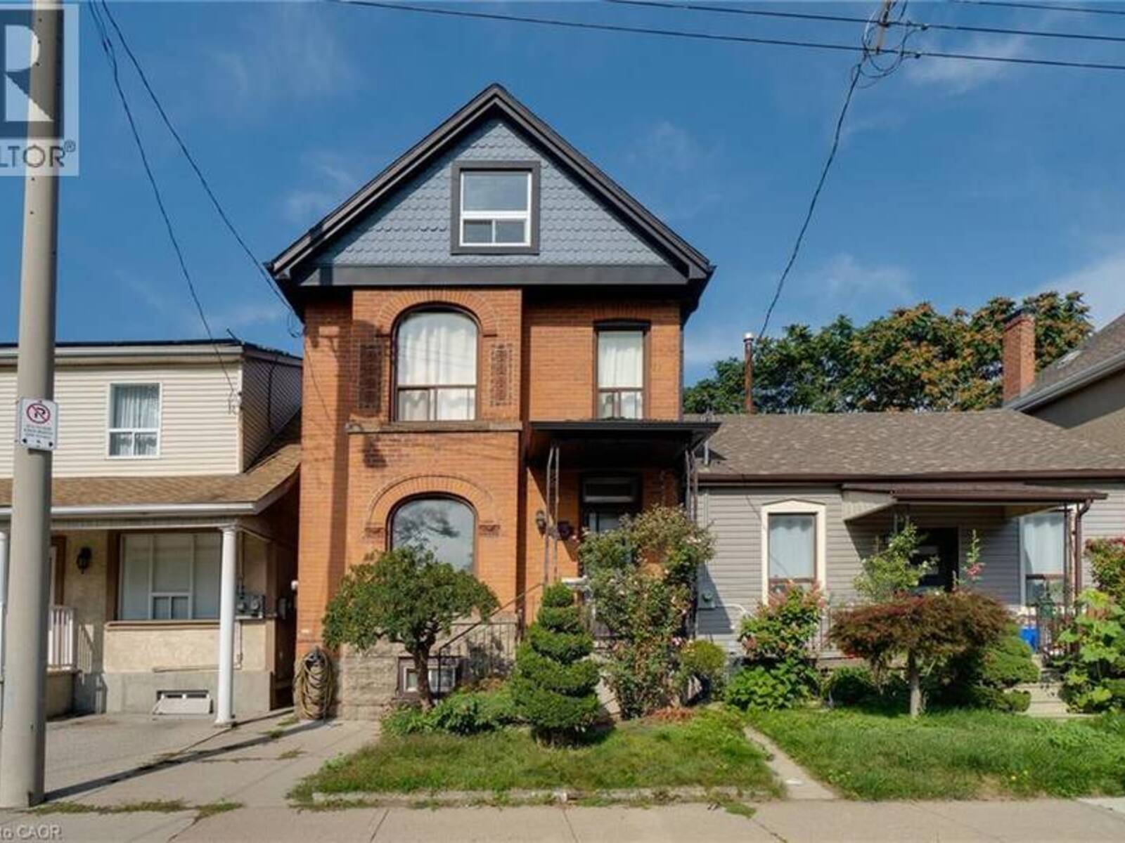 23 OAK Avenue, Hamilton, Ontario L8L 5M7