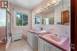 3546 ETON Crescent | Niagara Falls Ontario | Slide Image Thirty