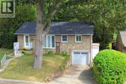 24 DELSEY Street | Dundas Ontario | Slide Image Three