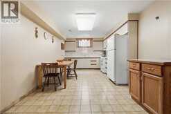 7 VINEHILL Drive | Hamilton Ontario | Slide Image Thirty-eight