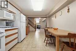 7 VINEHILL Drive | Hamilton Ontario | Slide Image Thirty-nine