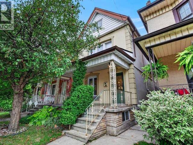 23 GARFIELD Avenue N Hamilton Ontario, L8M 2R5 - 4 Bedrooms Home For Sale