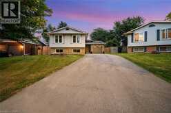 3929 VINEYARD Crescent | Vineland Ontario | Slide Image Three