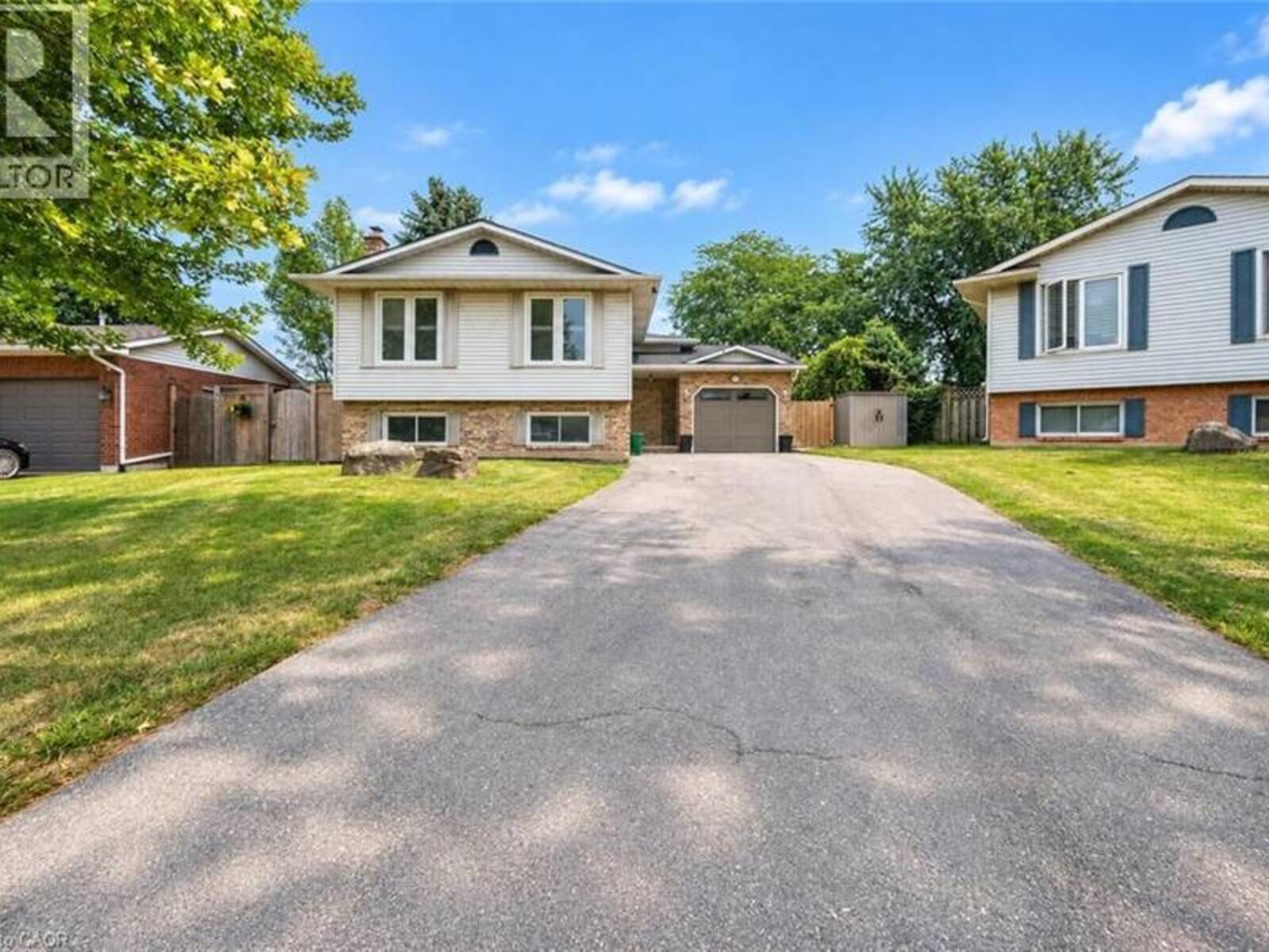 3929 VINEYARD Crescent, Vineland, Ontario L0R 2C0