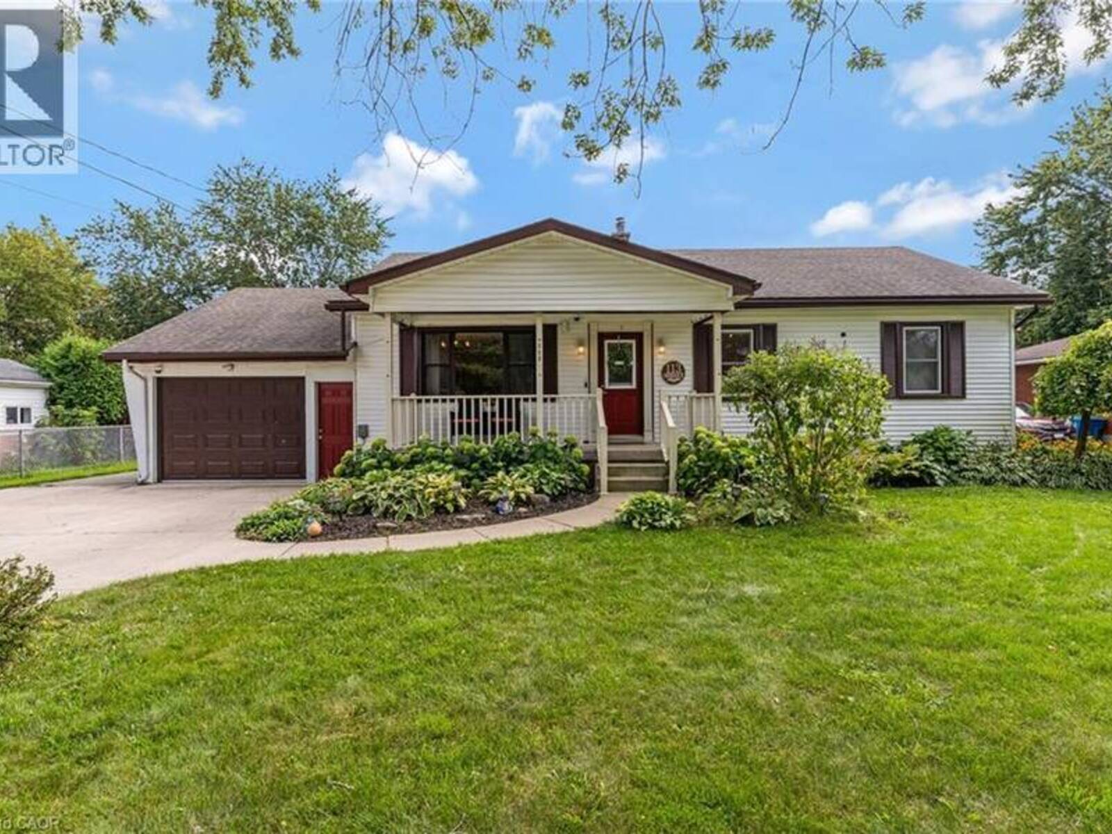 113 WHITELOCK Street, Stratford, Ontario N5A 1T2