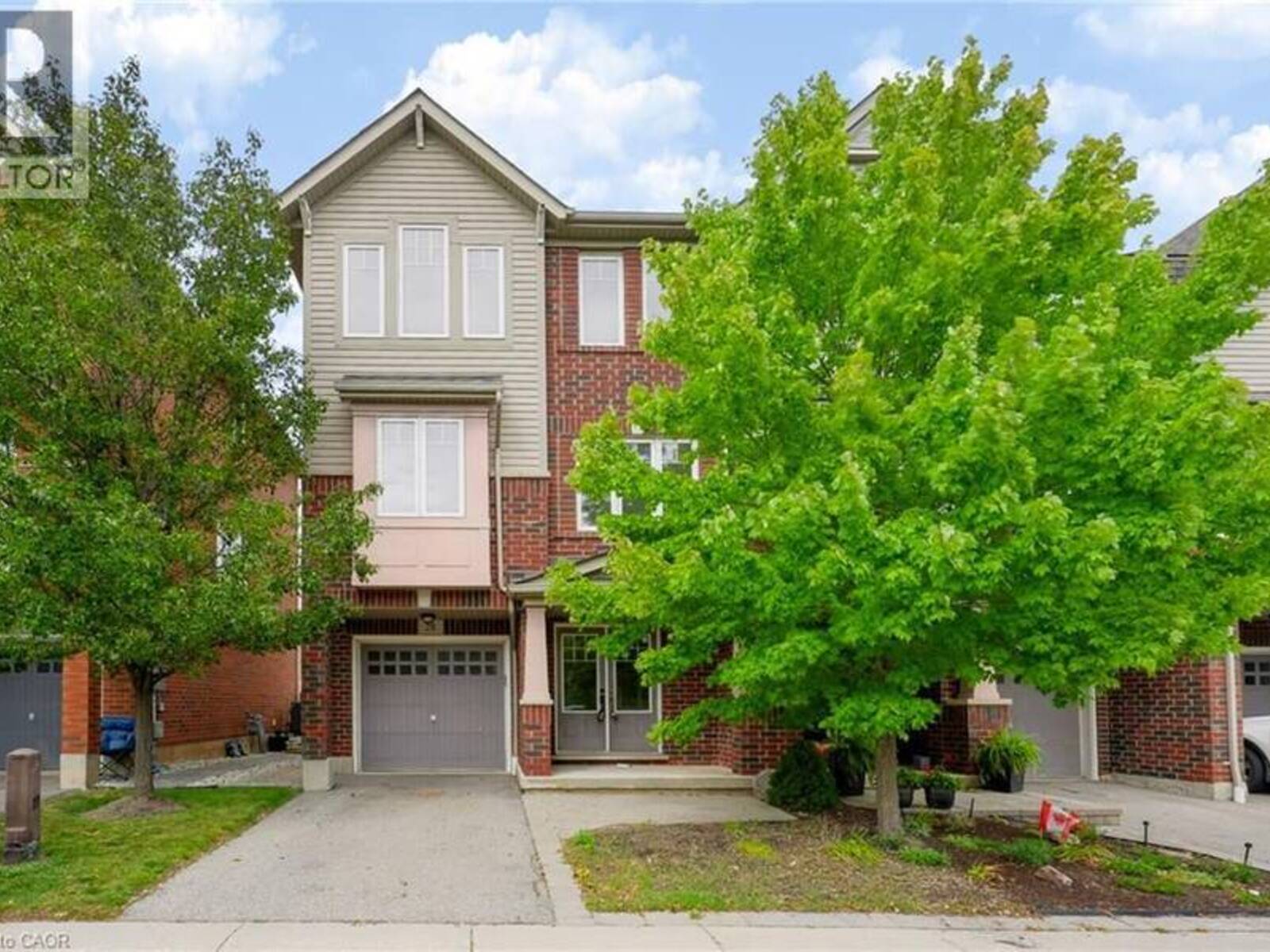 3050 ROTARY Way Unit# 28, Burlington, Ontario L7M 0G8