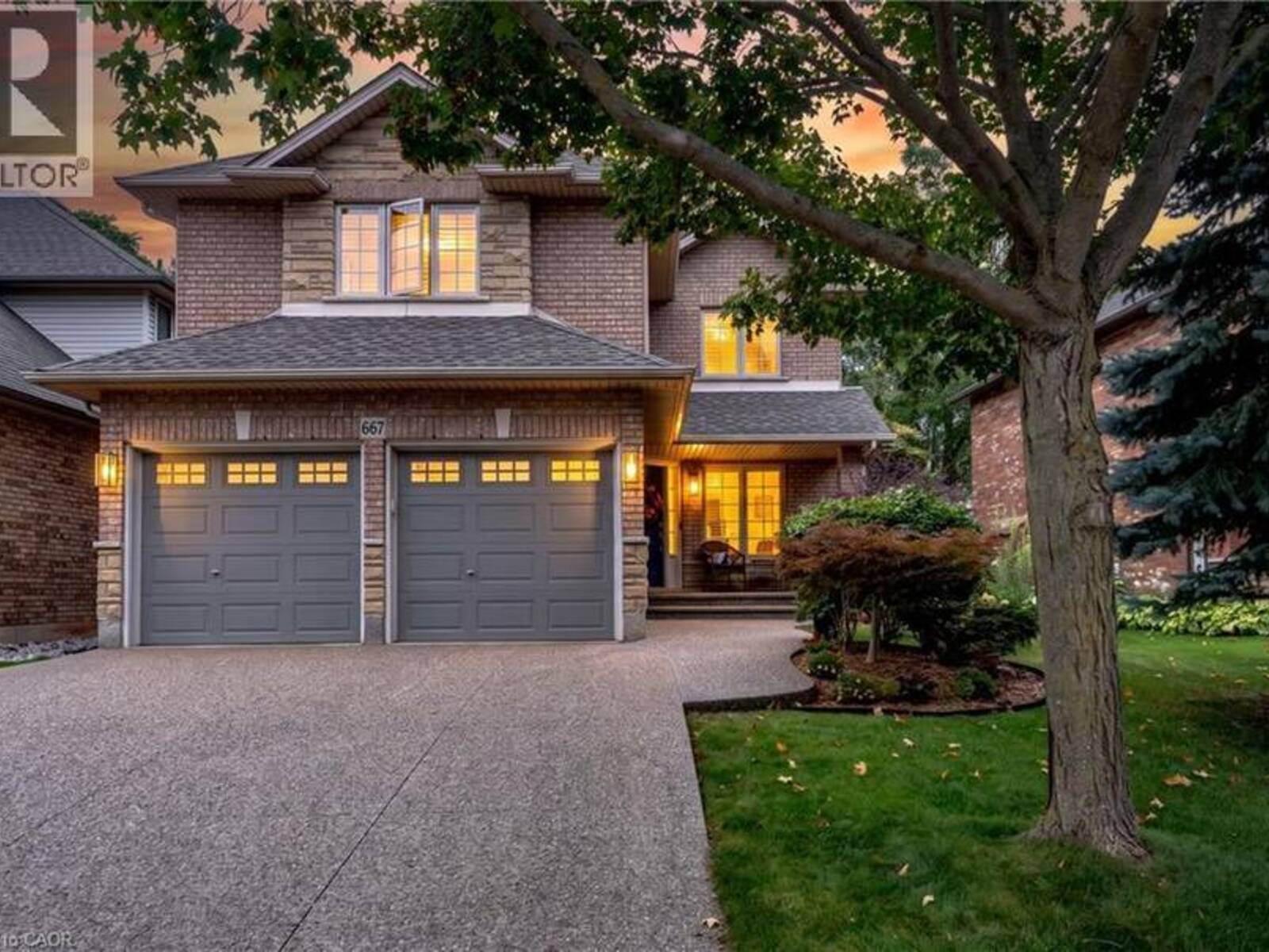 667 SANDCHERRY Drive, Burlington, Ontario L7T 4L4