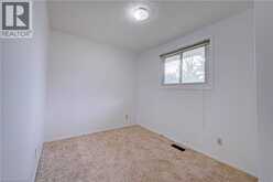 602 HIGHPOINT Avenue | Waterloo Ontario | Slide Image Nineteen