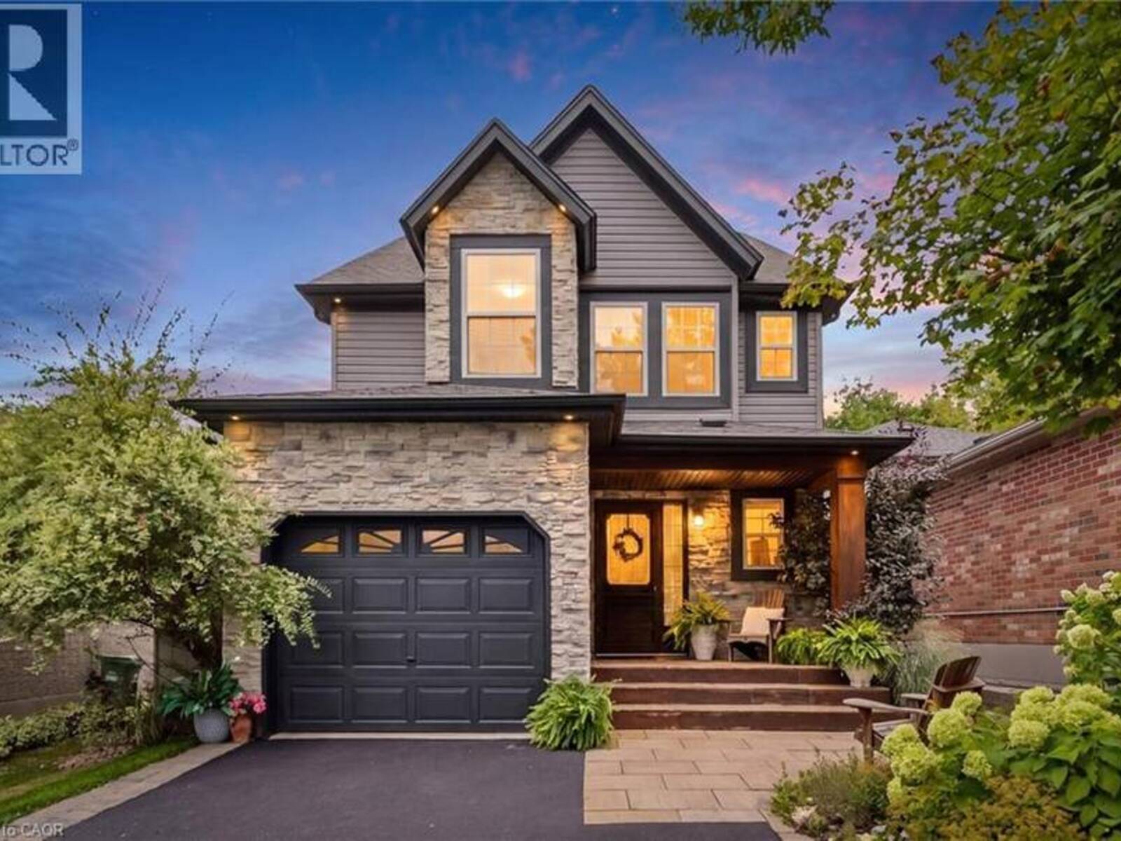 39 CLYTHE CREEK Drive, Guelph, Ontario N1E 7J4