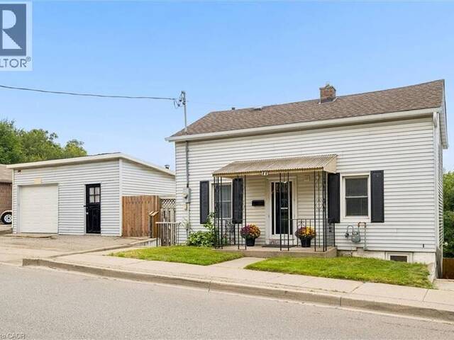 77 BEVERLY Street Cambridge Ontario, N1R 3Z6 - 3 Bedrooms Home For Sale