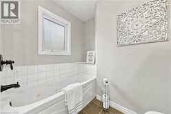 9793 DICKENSON Road W | Hamilton Ontario | Slide Image Thirty-one