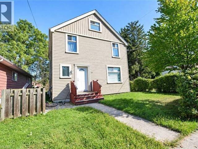 235 BROADWAY Avenue Hamilton Ontario, L8S 2W5 - 8 Bedrooms Home For Sale