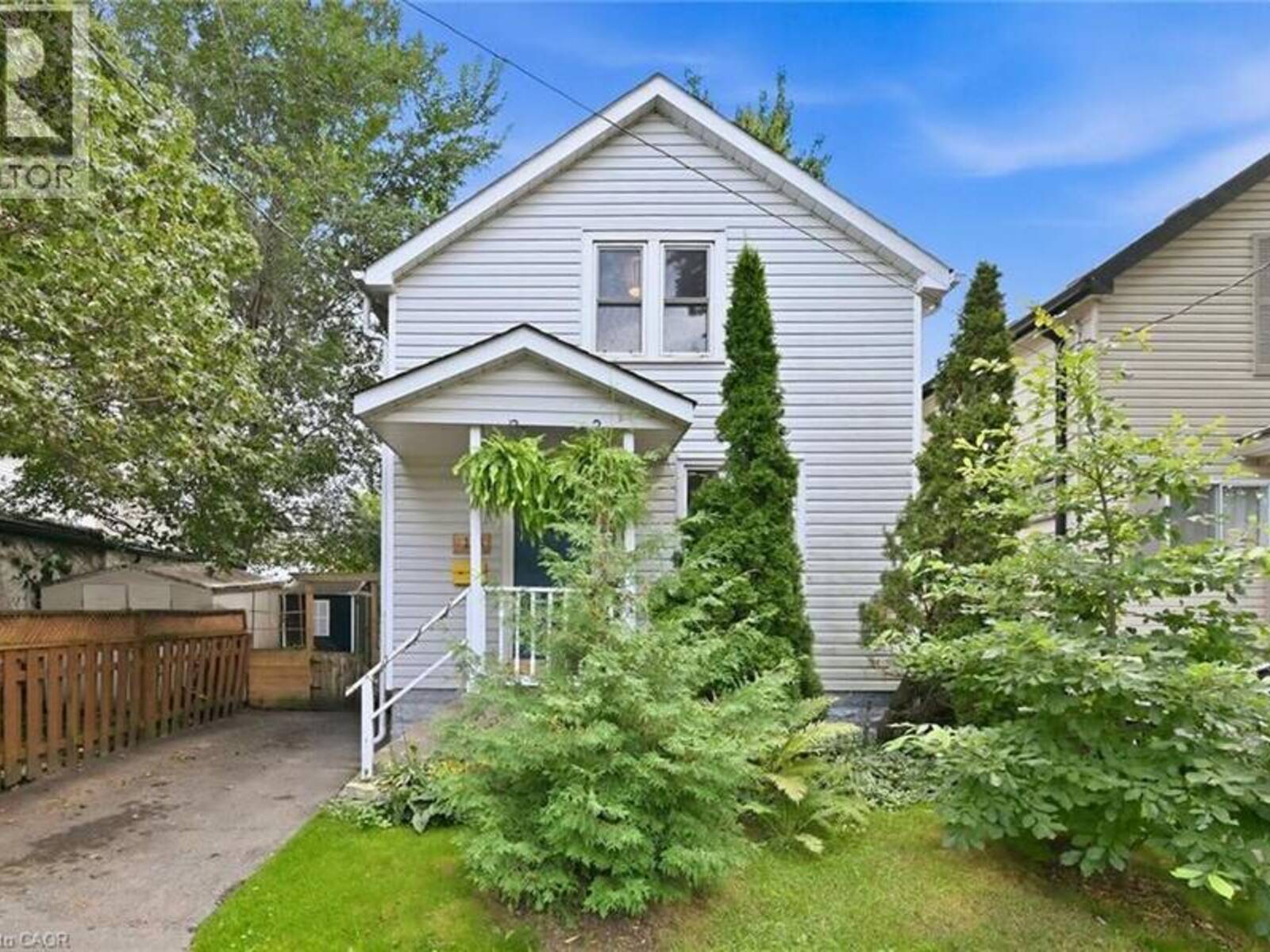 174 BEECH Street, St. Catharines, Ontario L2R 2C6