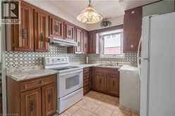 215 ROSEDALE Avenue | Hamilton Ontario | Slide Image Thirteen