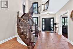 324 OAKRIDGE Court | Oakville Ontario | Slide Image Eighteen