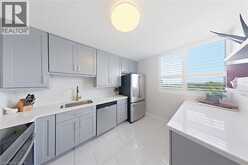 700 DYNES Road Unit# 909 | Burlington Ontario | Slide Image Twelve