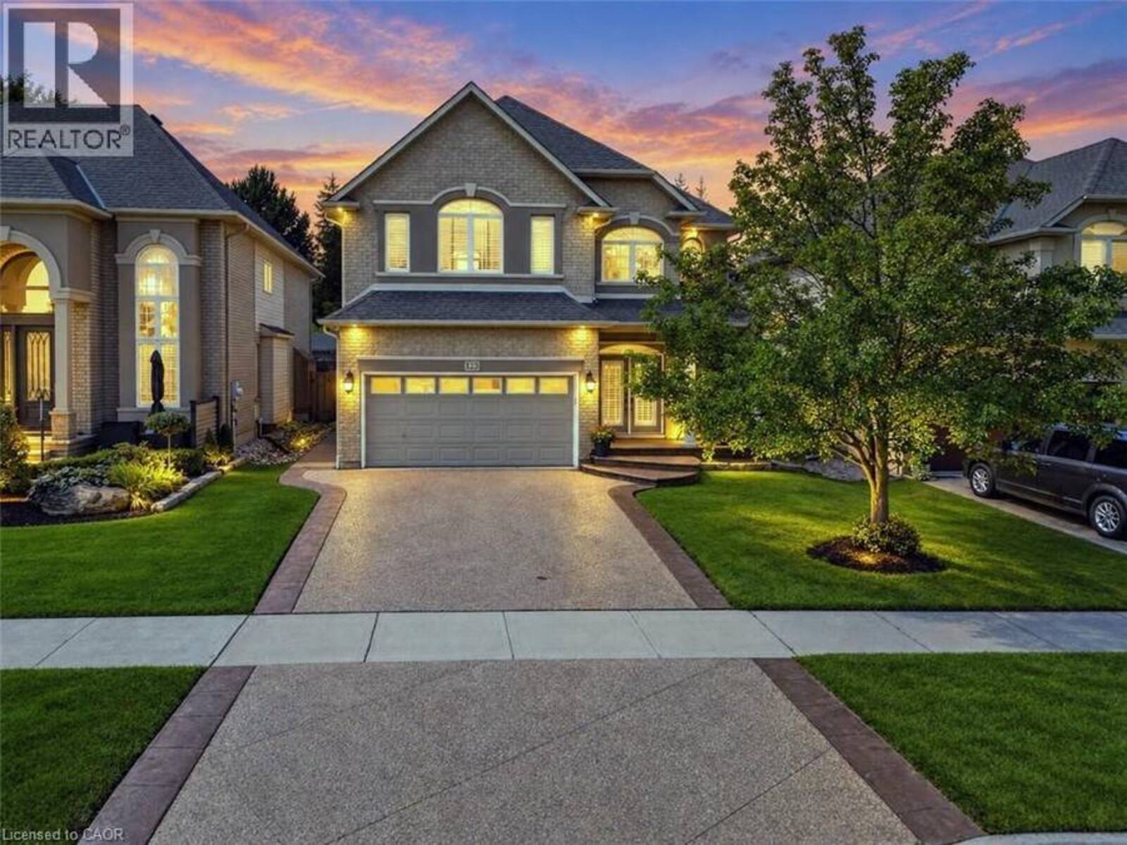 123 MOORLAND Crescent, Ancaster, Ontario L9K 1N8