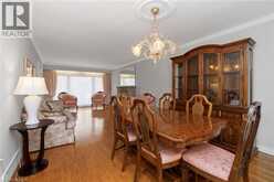 36 BUCKINGHAM Drive | Hamilton Ontario | Slide Image Sixteen