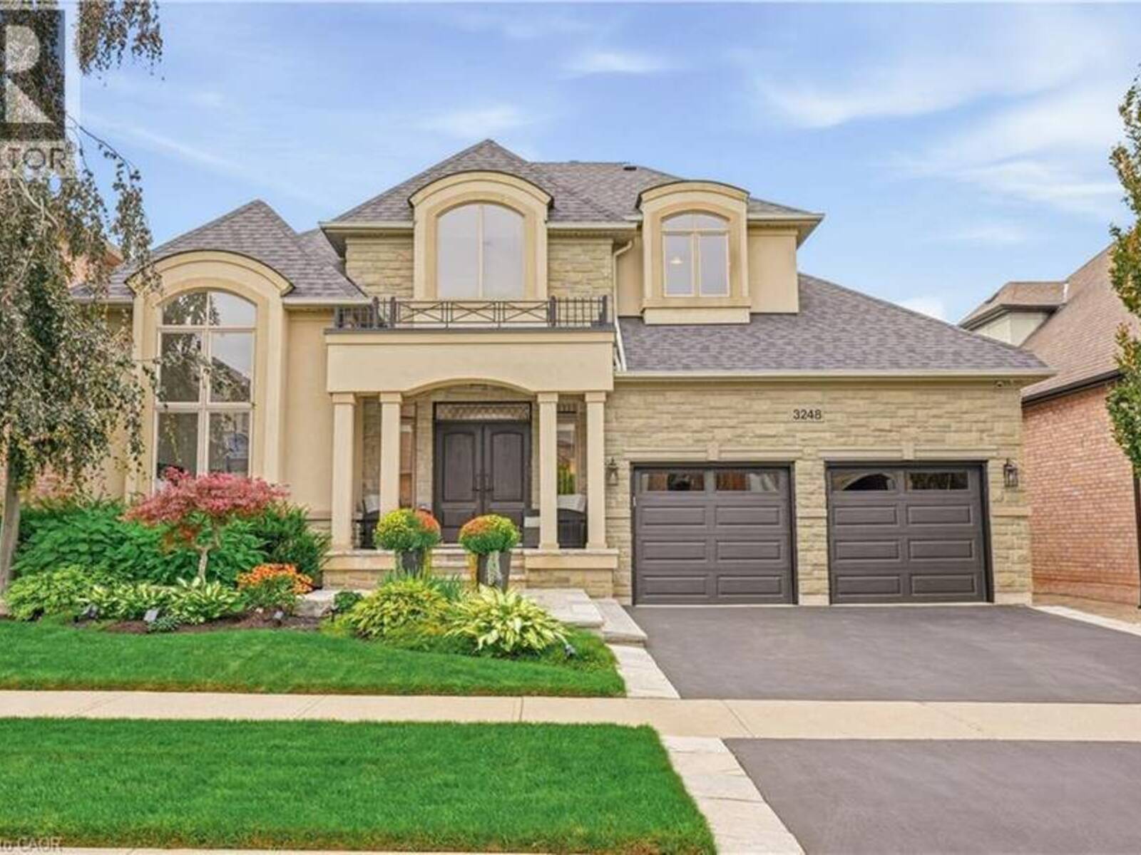 3248 RIBBLE Crescent, Oakville, Ontario L6M 0B1