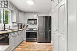 18 FOREST GLEN Court | Kitchener Ontario | Slide Image Five