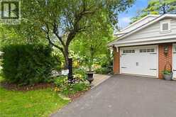 247 LINWOOD Crescent | Burlington Ontario | Slide Image Five