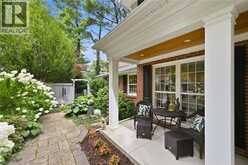 247 LINWOOD Crescent | Burlington Ontario | Slide Image Eight