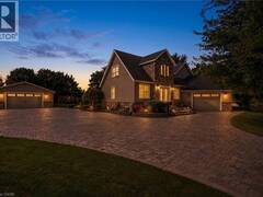 17 ATHLONE Road Cambridge Ontario, N1R 1J1