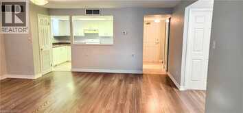 19 LAKE Avenue S Unit# 204 | Hamilton Ontario | Slide Image Five