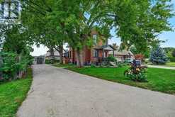25 BOOK Road | Grimsby Ontario | Slide Image Two