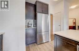 320 PLAINS Road E Unit# 614 | Burlington Ontario | Slide Image Four