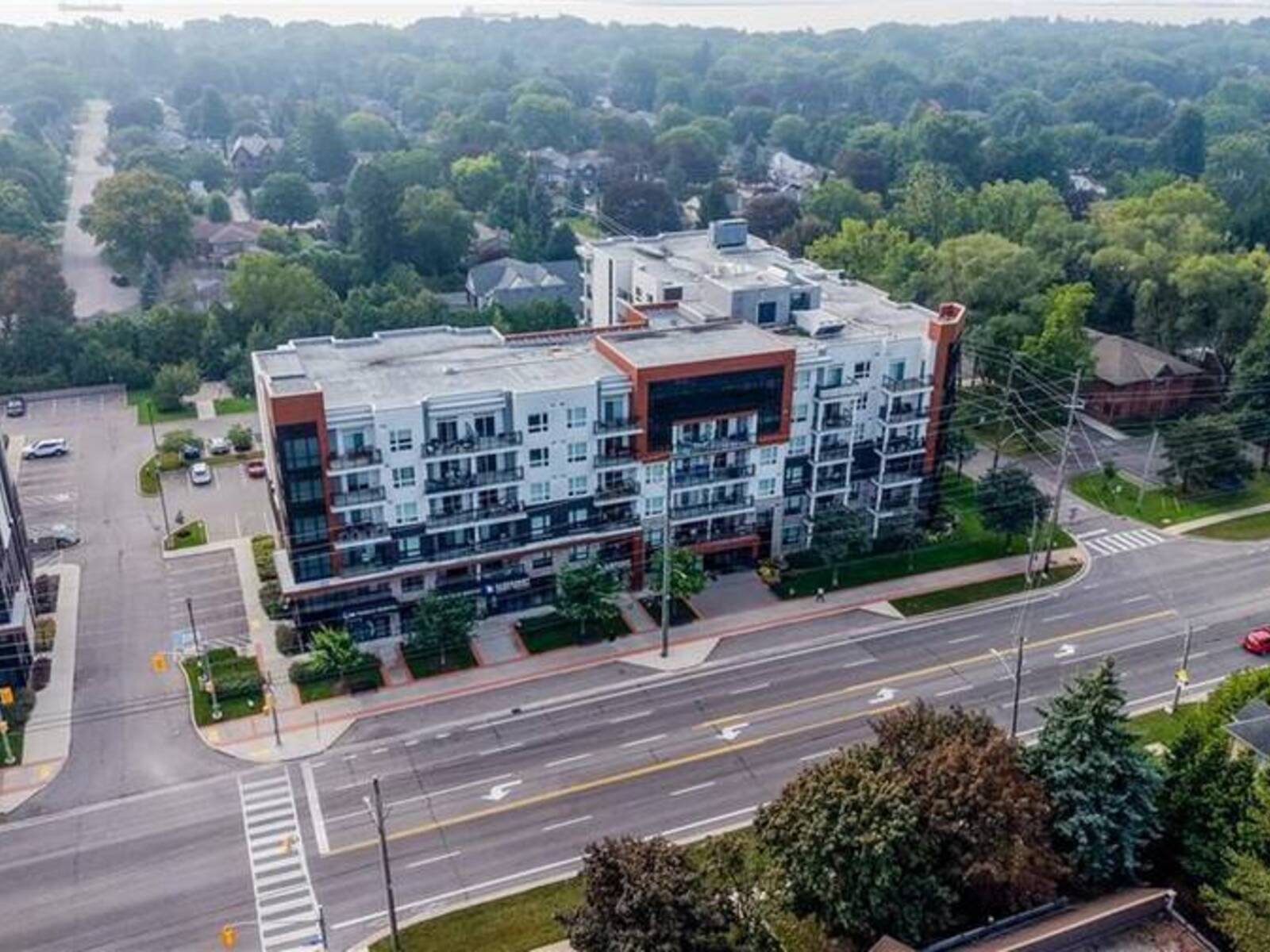 320 PLAINS Road E Unit# 614, Burlington, Ontario L7T 0C1