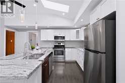 15 CLEARWATER Drive | Hamilton Ontario | Slide Image Nine
