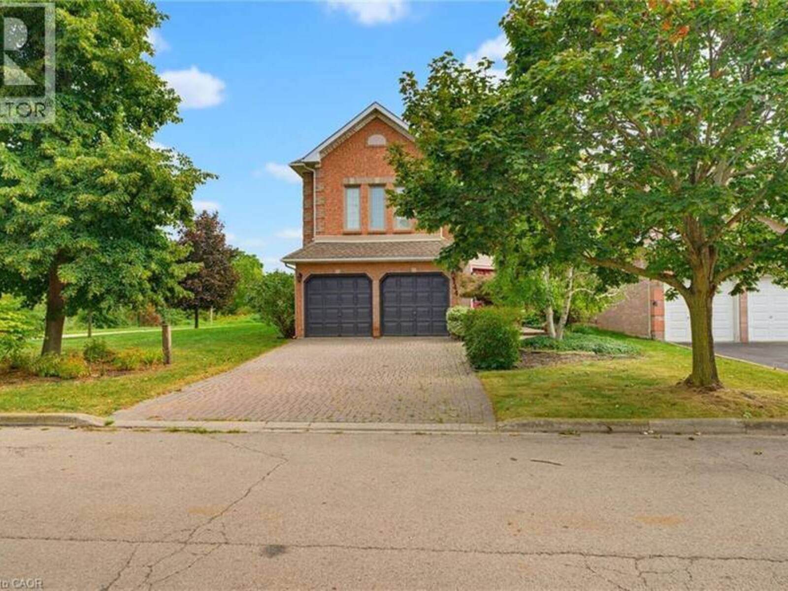 144 COVE Crescent, Hamilton, Ontario L8E 5A2